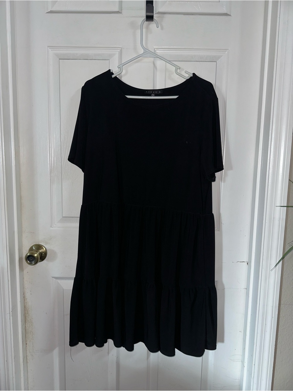 Tiana B Black Dress Size XL
